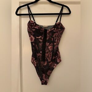 FREE PEOPLE floral bodysuit - size S - NWT!!